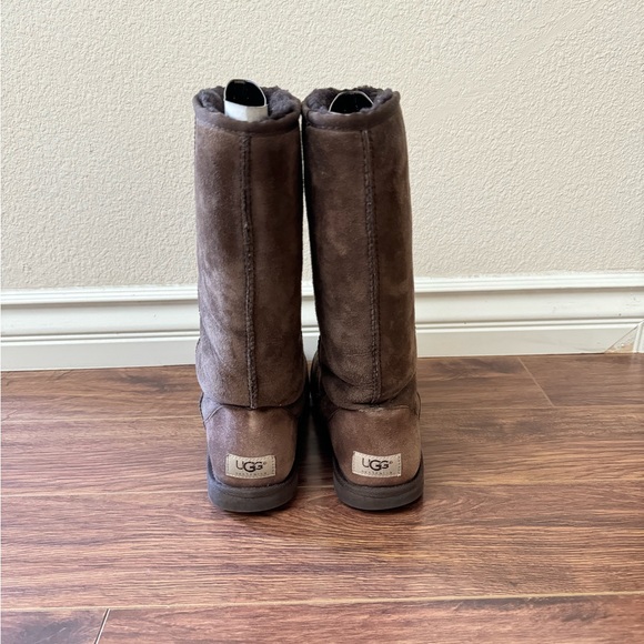 Ugg Womens Classic Tall Boot Chocolate Brown - Size 8. Comes with Origin… - Picture 5 of 8
